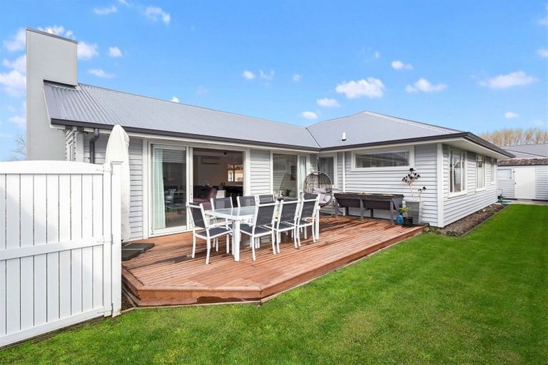 Photo of property in 2 Norrie Way, Kaiapoi, 7630