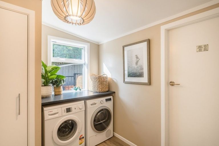 Photo of property in 56 Cluny Road, Plimmerton, Porirua, 5026