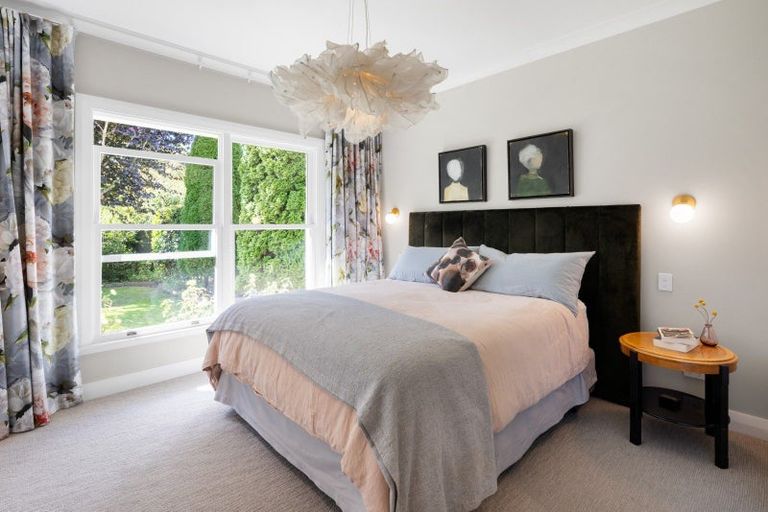 Photo of property in 76 Princes Street, Cambridge, 3434