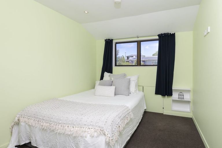 Photo of property in 3 Alister Way, Churton Park, Wellington, 6037