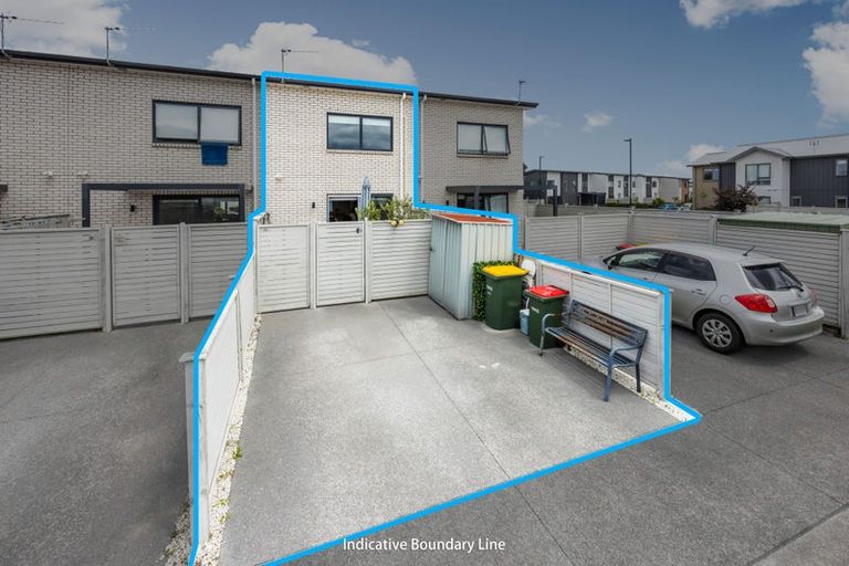 Photo of property in 36 Adlam Lane, Takanini, 2112