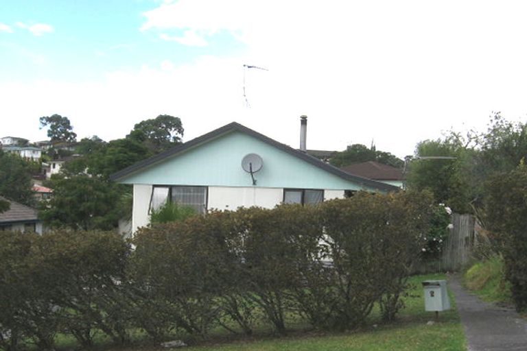 Photo of property in 5 Luxor Place, Massey, Auckland, 0614