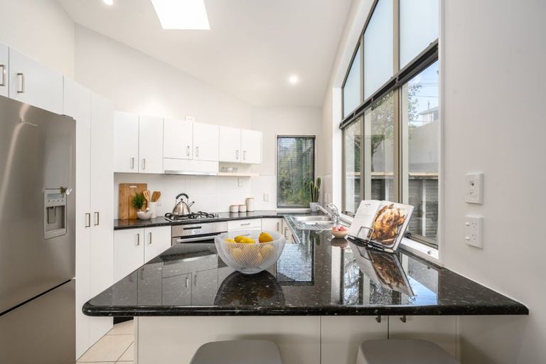 Photo of property in 5 Plumer Street, Johnsonville, Wellington, 6037