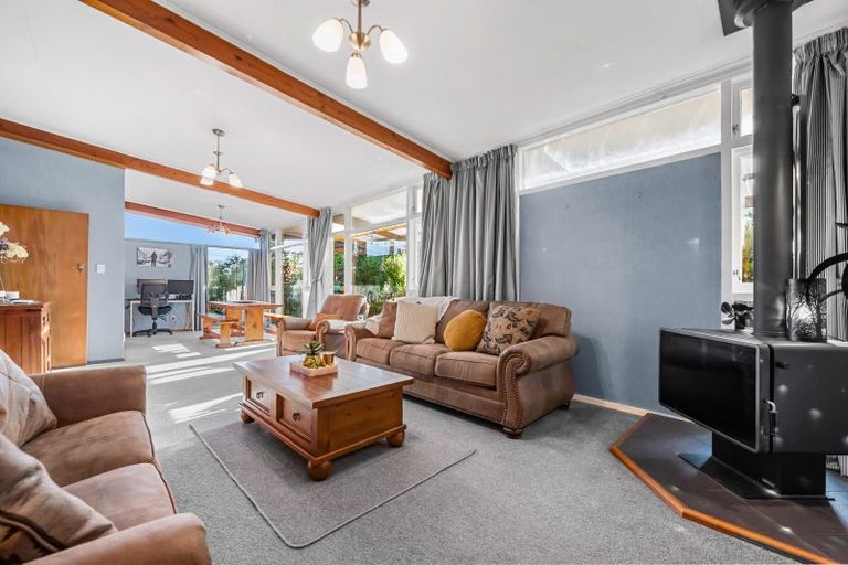 Photo of property in 9 Highbury Drive, Levin, 5510