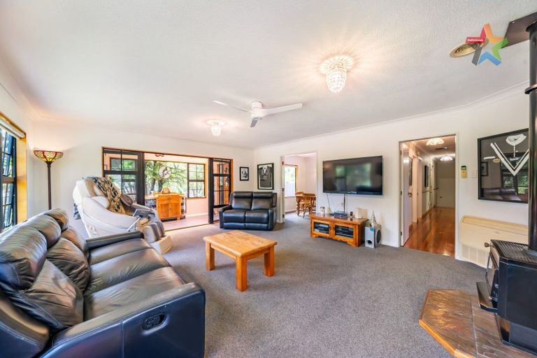 Photo of property in 21a Matariki Grove, Wainuiomata, Lower Hutt, 5014