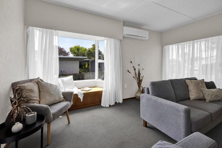 Photo of property in 90 Manawapou Road, Hawera, 4610