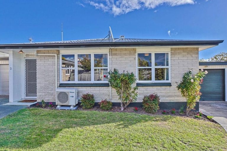 Photo of property in 2/65 Middle Road, Havelock North, 4130