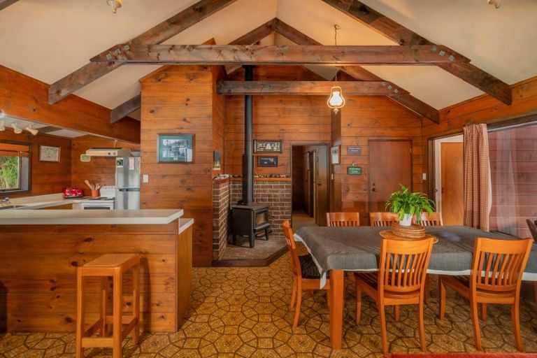 Photo of property in 16 Vista Paku, Pauanui, Hikuai, 3579