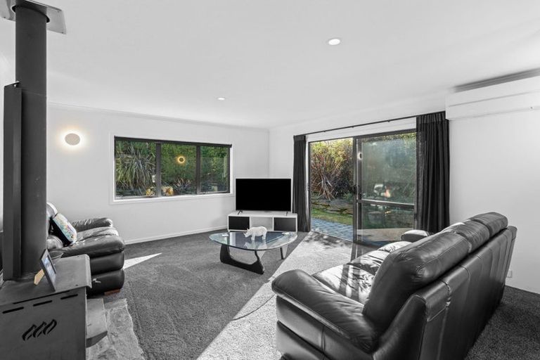 Photo of property in 82 Nichol Street, Lake Hawea, Wanaka, 9382