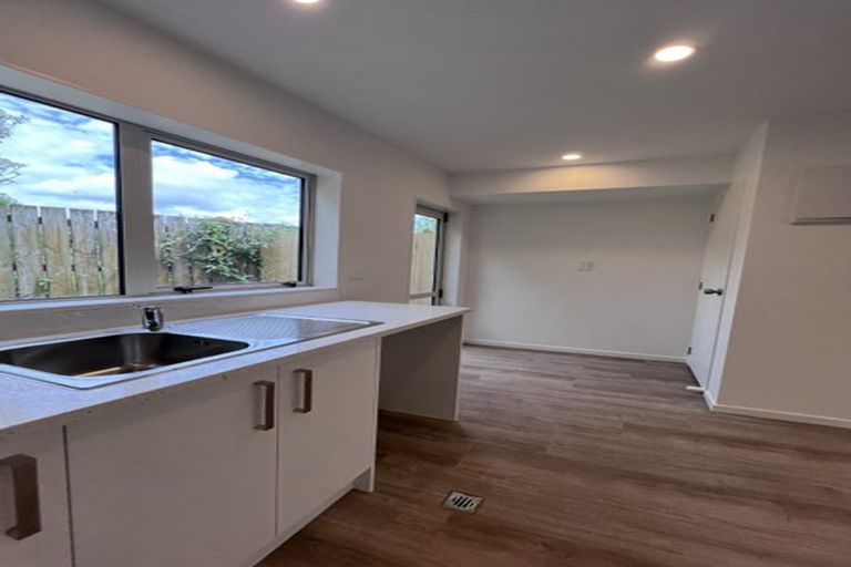 Photo of property in 7 Sheralee Place, Bucklands Beach, Auckland, 2014