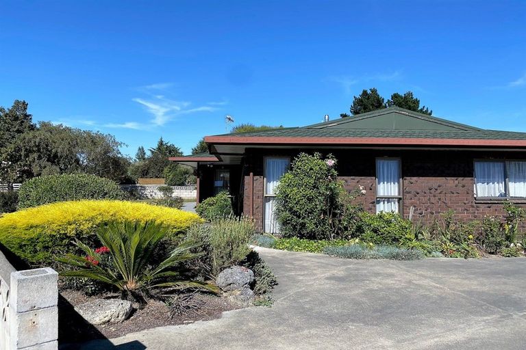 Photo of property in 16 Mathew Street, Dannevirke, 4930