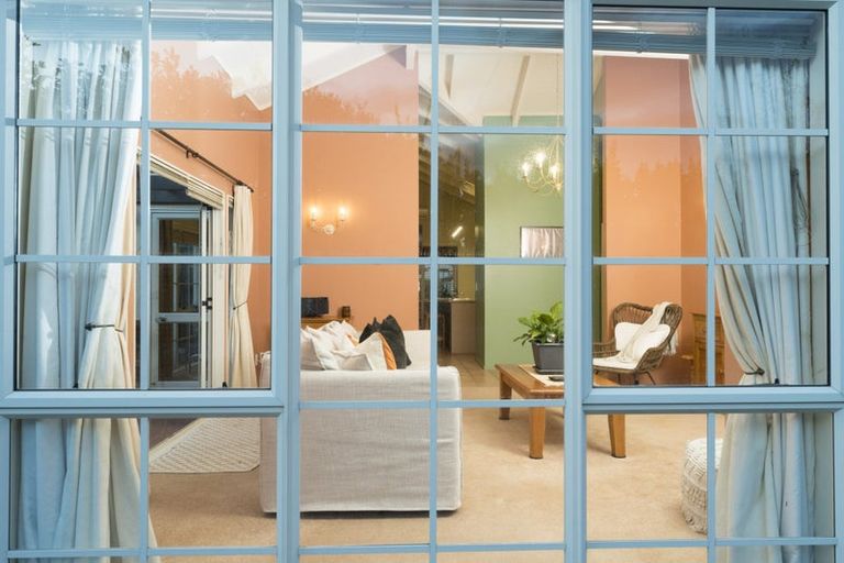 Photo of property in 42 Harvest Drive, Henderson, Auckland, 0612