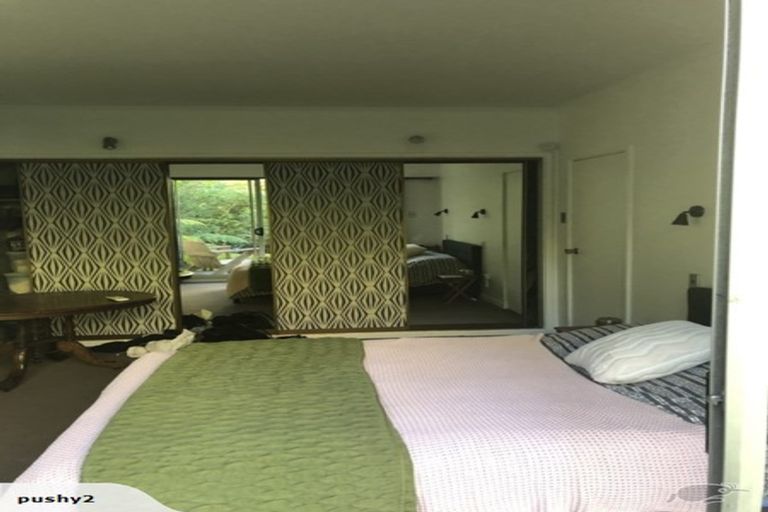 Photo of property in 83 Tirohanga Road, Tirohanga, Lower Hutt, 5010