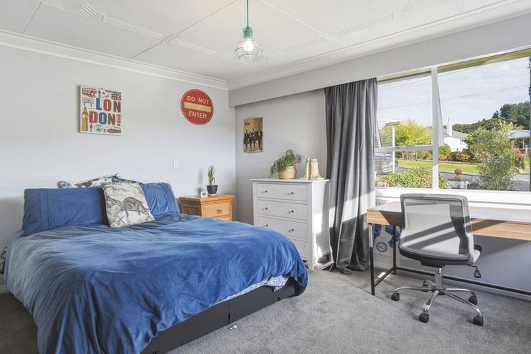 Photo of property in 130 Martin Road, Fairfield, Dunedin, 9018