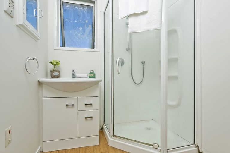 Photo of property in 46 Castleton Street, Birkdale, Auckland, 0626