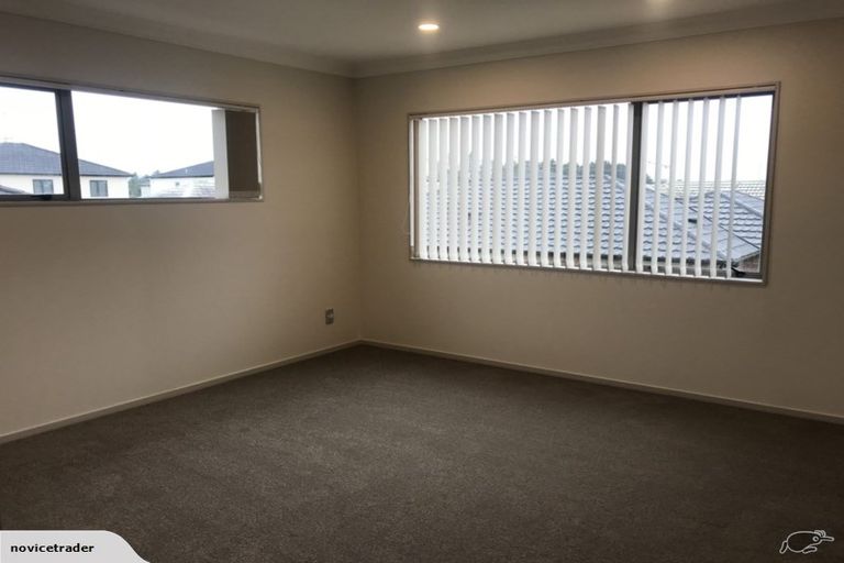 Photo of property in 14 Te Kahu Place, Takanini, 2112