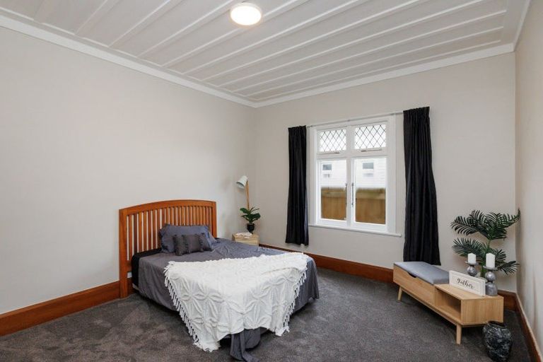 Photo of property in 972 Tremaine Avenue, Roslyn, Palmerston North, 4414