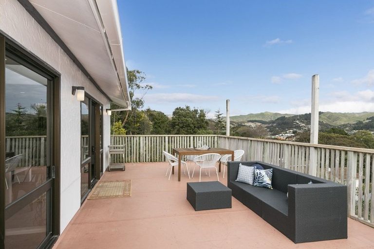 Photo of property in 8 Meridian Way, Whitby, Porirua, 5024