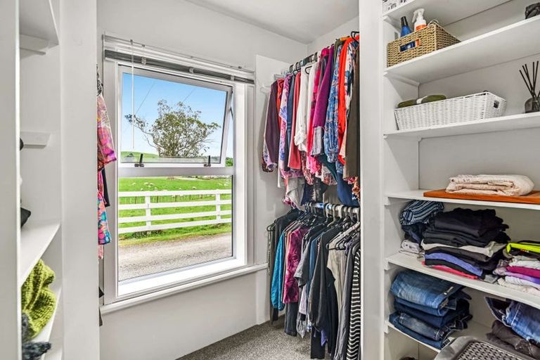 Photo of property in 56 Tapairu Road, Waipawa, 4275