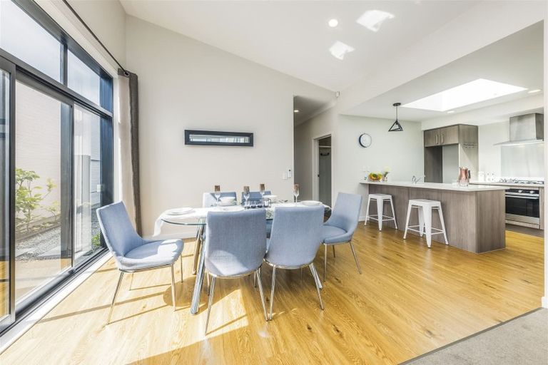 Photo of property in 20 Liberation Road, Papakura, 2110