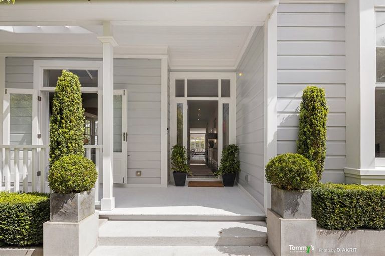 Photo of property in 17b Homewood Avenue, Karori, Wellington, 6012