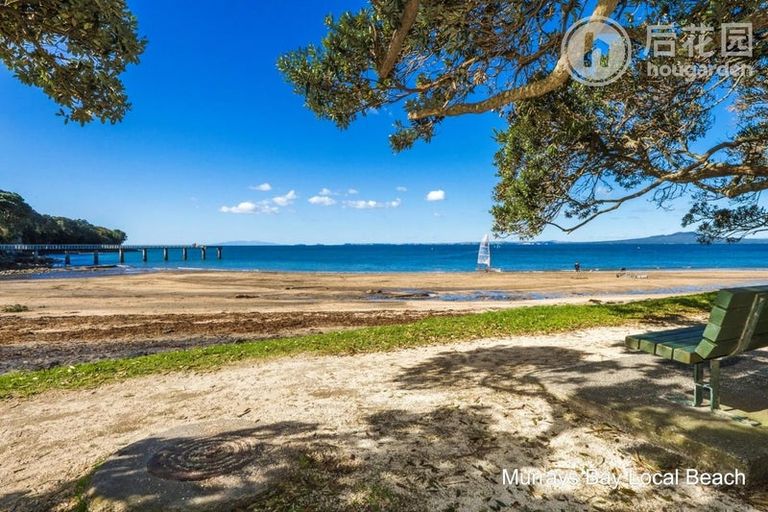 Photo of property in 2/523 Beach Road, Murrays Bay, Auckland, 0630