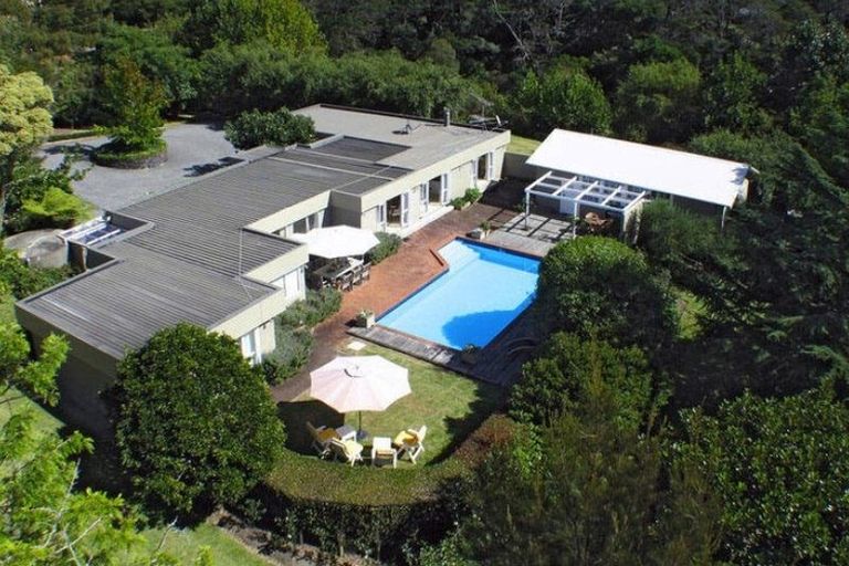 Photo of property in 82 Upper Harbour Drive, Greenhithe, Auckland, 0632