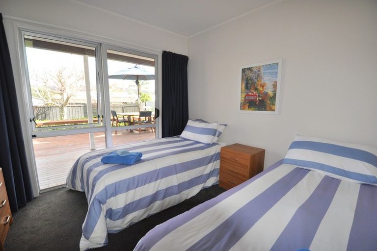 Photo of property in 8 Pleasant Place, Pauanui, Hikuai, 3579