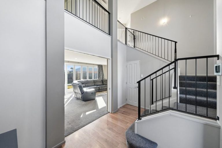 Photo of property in 6 Burbank Drive, Aidanfield, Christchurch, 8025
