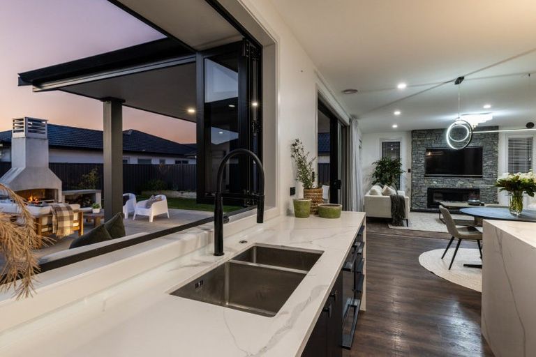 Photo of property in 10 Meech Way, Frimley, Hastings, 4120