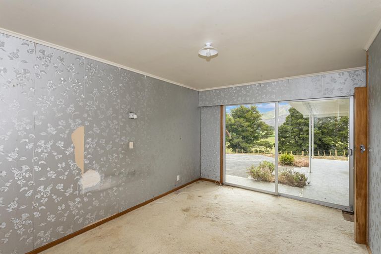 Photo of property in 3659 Mangakahia Road, Pakotai, Whangarei, 0172