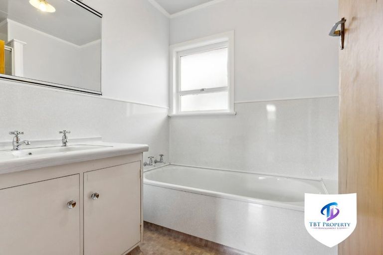 Photo of property in 19 Richardson Avenue, Pukekohe, 2120