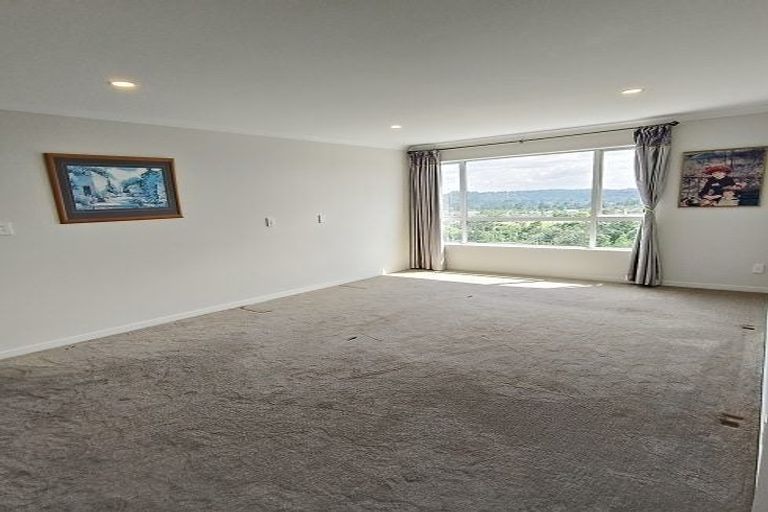 Photo of property in 48 Bur Oak Terrace, Schnapper Rock, Auckland, 0632