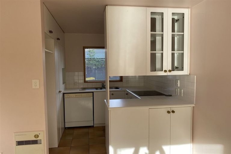 Photo of property in 10/38 Eversleigh Street, St Albans, Christchurch, 8014