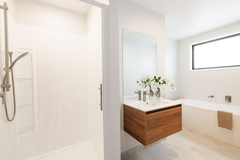 Photo of property in 24 Halo Green, Peacocke, 3206