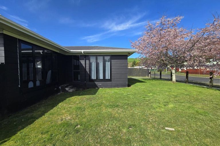 Photo of property in 6 Lingfield Street, Tokoroa, 3420