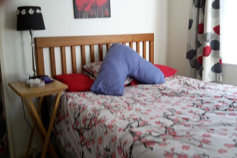 Photo of property in 118 Middleton Road, Churton Park, Wellington, 6037