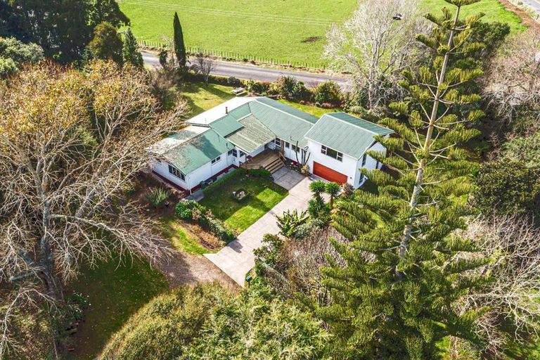 Photo of property in 9 Pukearuhe Road, Mimi, Urenui, 4377