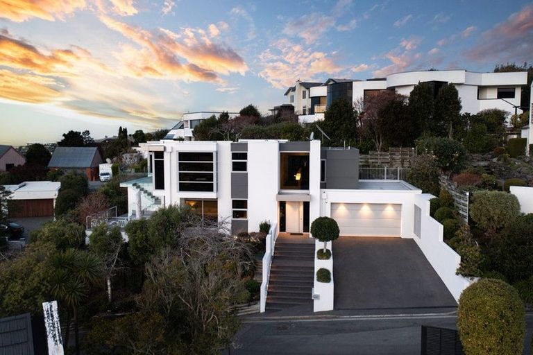 Photo of property in 9 Allom Lane, Cashmere, Christchurch, 8022