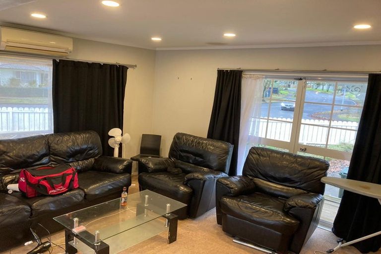 Photo of property in 1 Balmerino Avenue, Red Hill, Papakura, 2110