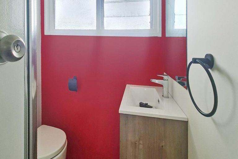 Photo of property in 37 Princess Street, Marton, 4710