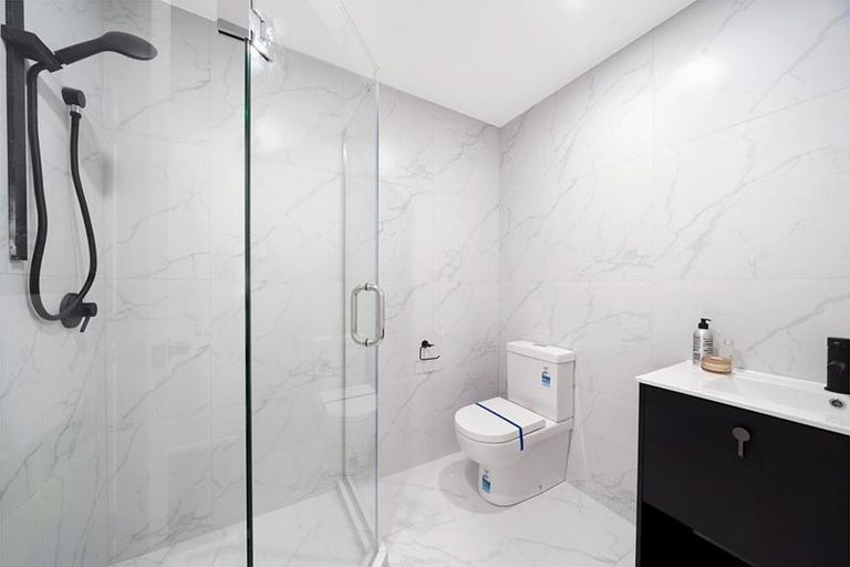 Photo of property in 8/1 Waters Place, New Lynn, Auckland, 0600