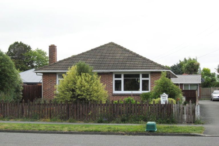 Photo of property in 1/57 Cutts Road, Russley, Christchurch, 8042