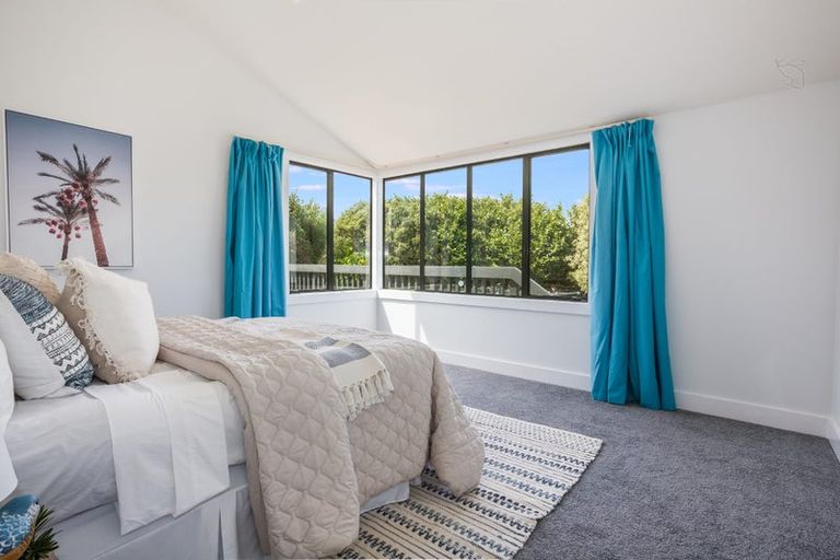 Photo of property in 66 Joseph Banks Drive, Whitby, Porirua, 5024