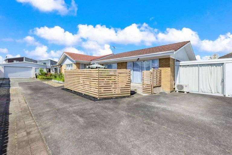 Photo of property in 2/46 Takanini Road, Takanini, 2112
