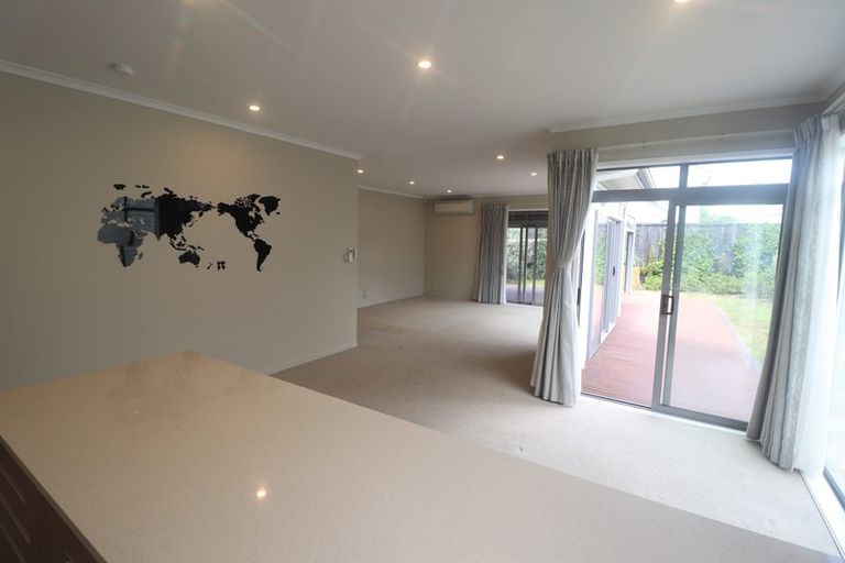 Photo of property in 9 Touhou Road, Hobsonville, Auckland, 0616