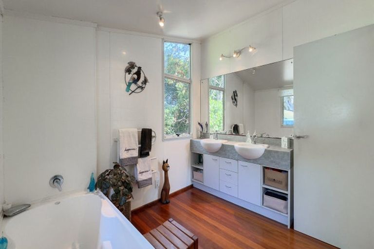 Photo of property in 36a Mount Avenue, Pauanui, Hikuai, 3579