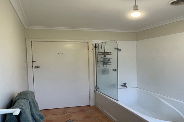 Photo of property in 66 Tarawera Road, Johnsonville, Wellington, 6037