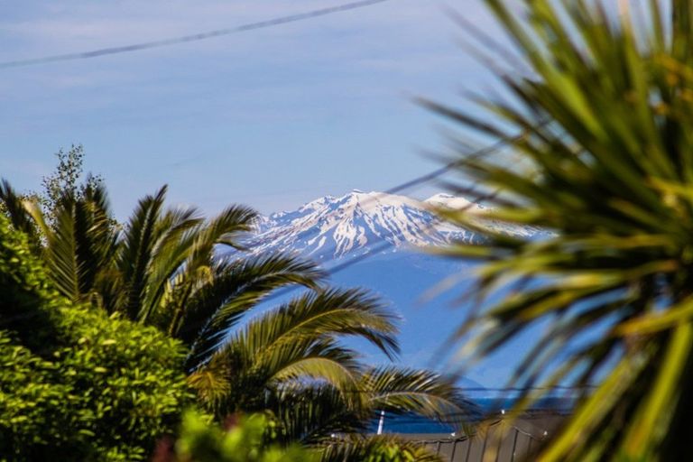 Photo of property in 16 Huia Street, Taupo, 3330