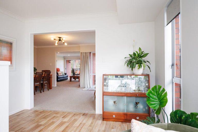 Photo of property in 23 Kentucky Way, Awapuni, Palmerston North, 4412
